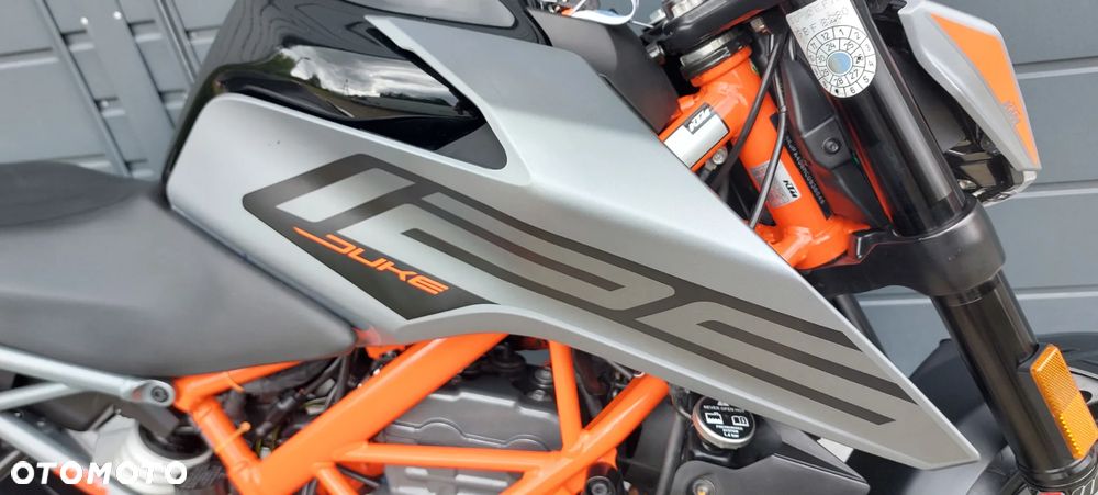 KTM Duke 125 - 29