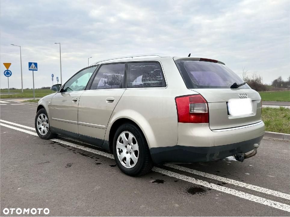 Audi A4 Avant - 2