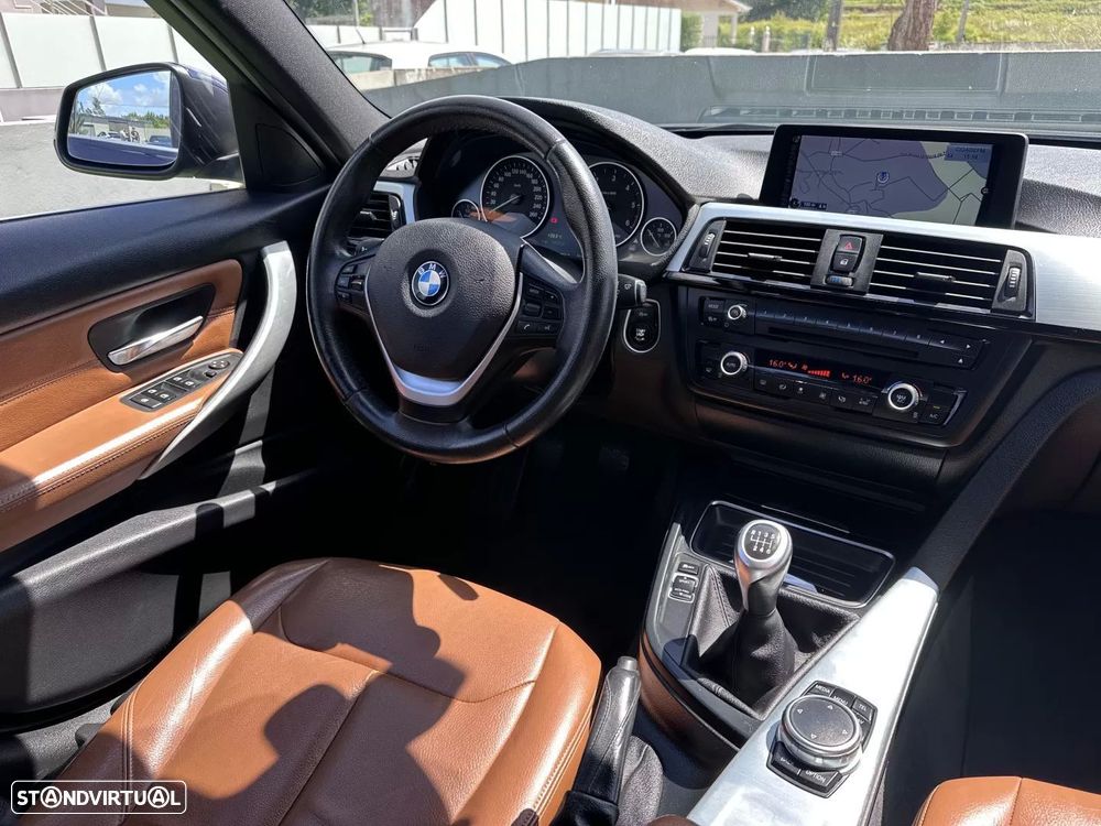 BMW 320 d Luxury Line - 29