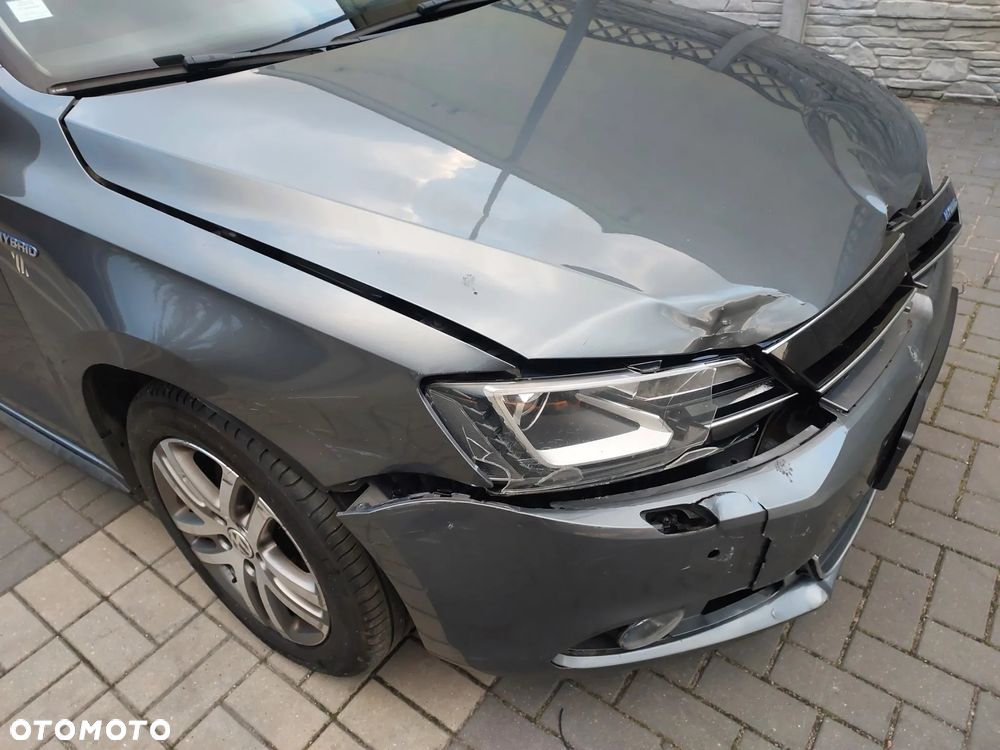 Volkswagen Jetta 1.4 Hybrid DSG Comfortline - 16