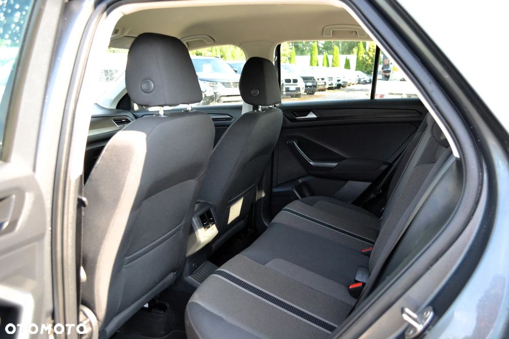 Volkswagen T-Roc 2.0 TDI SCR 4MOTION DSG ACTIVE - 11