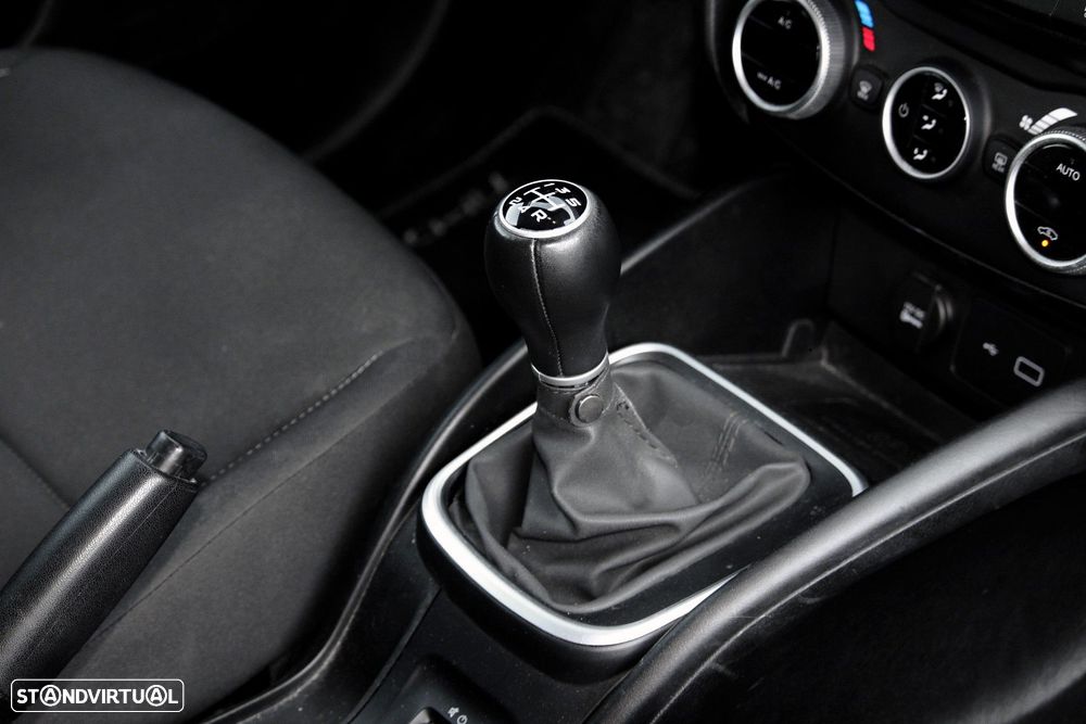 Fiat Tipo Station Wagon Cross 1.0 GSE T3 Cross - 16