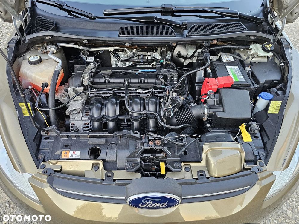 Ford Fiesta 1.6 Ti-VCT Titanium - 18