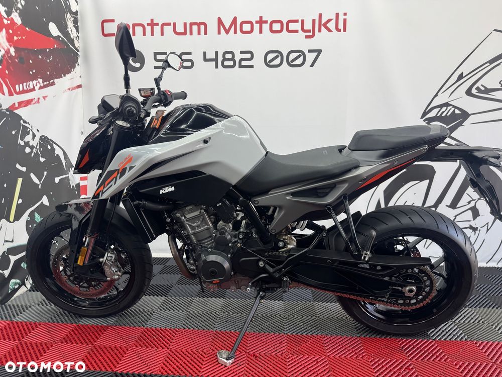 KTM Duke - 5