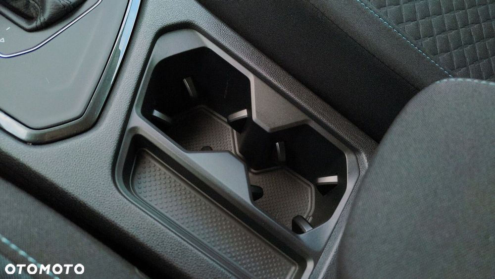 Volkswagen Tiguan - 28