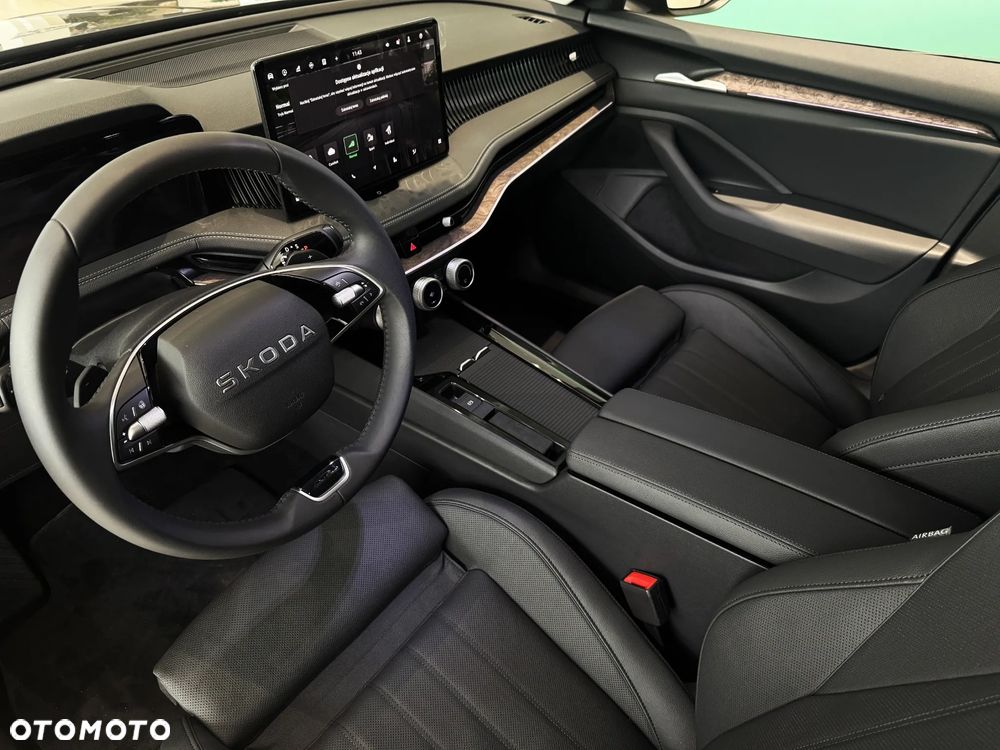 Skoda Superb 2.0 TDI SCR 4x4 L&K DSG - 13