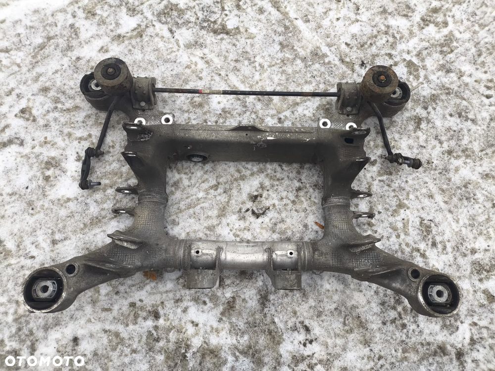 BMW F10 BELKA WÓZEK SANKI ZAWIESZENIA TYŁ TYLNE 6793802 - 3