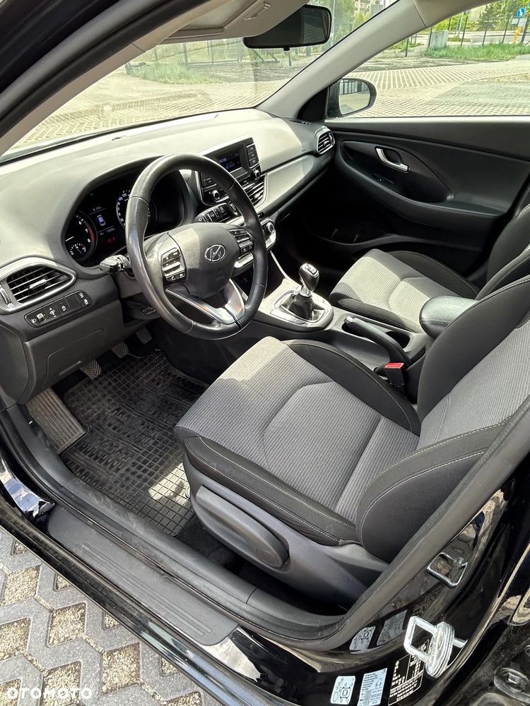 Hyundai i30 1.5 DPI Modern - 17