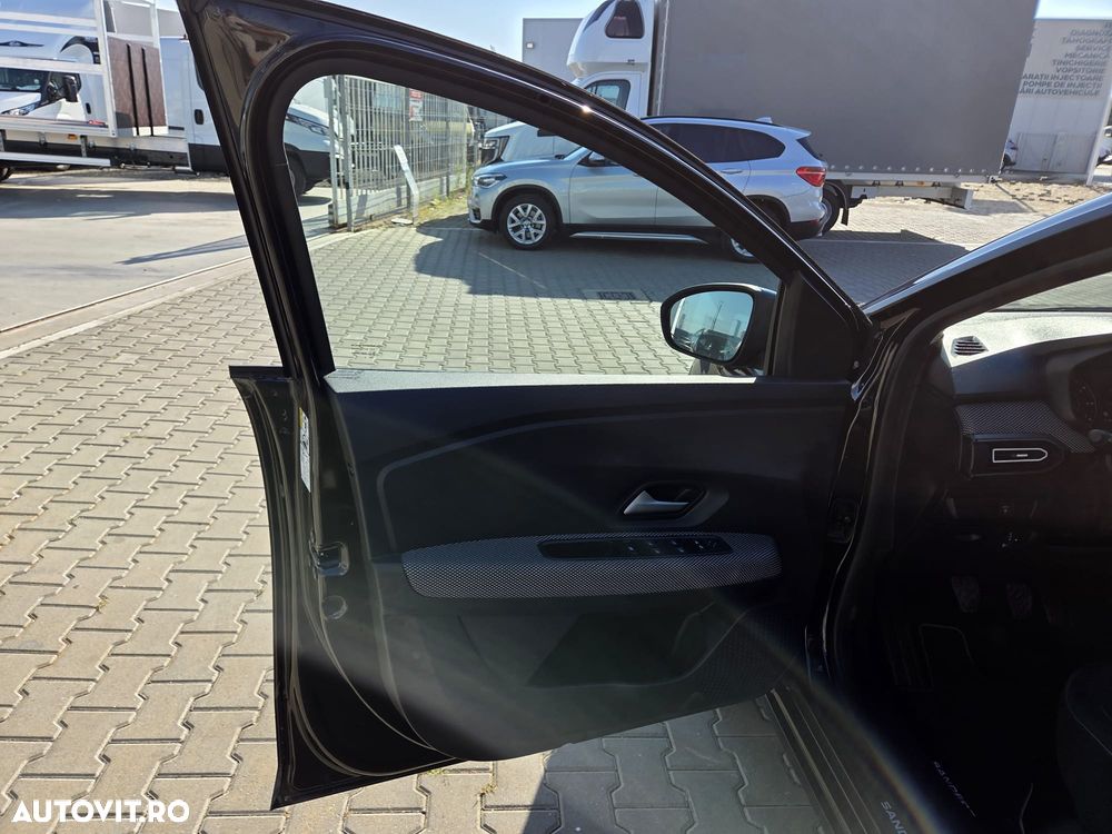 Dacia Sandero TCe 90 MT5 Journey - 16