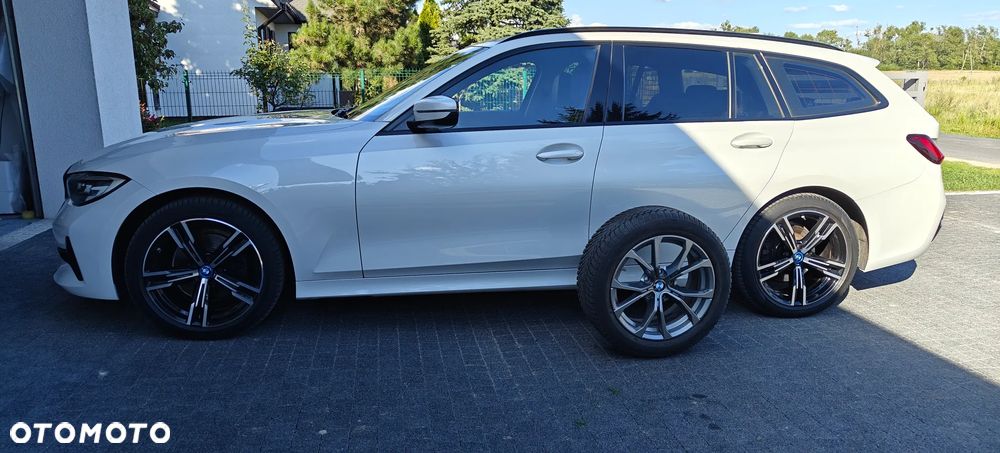 BMW Seria 3 320d MHEV Sport Line - 2