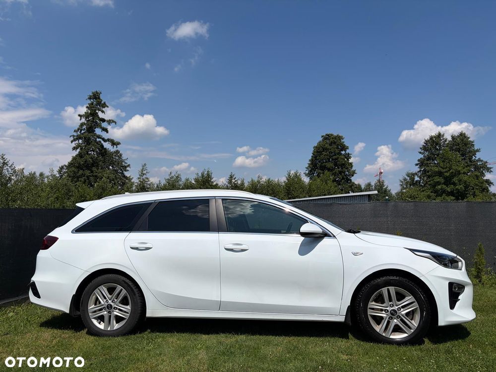 Kia Ceed 1.0 T-GDI M - 2