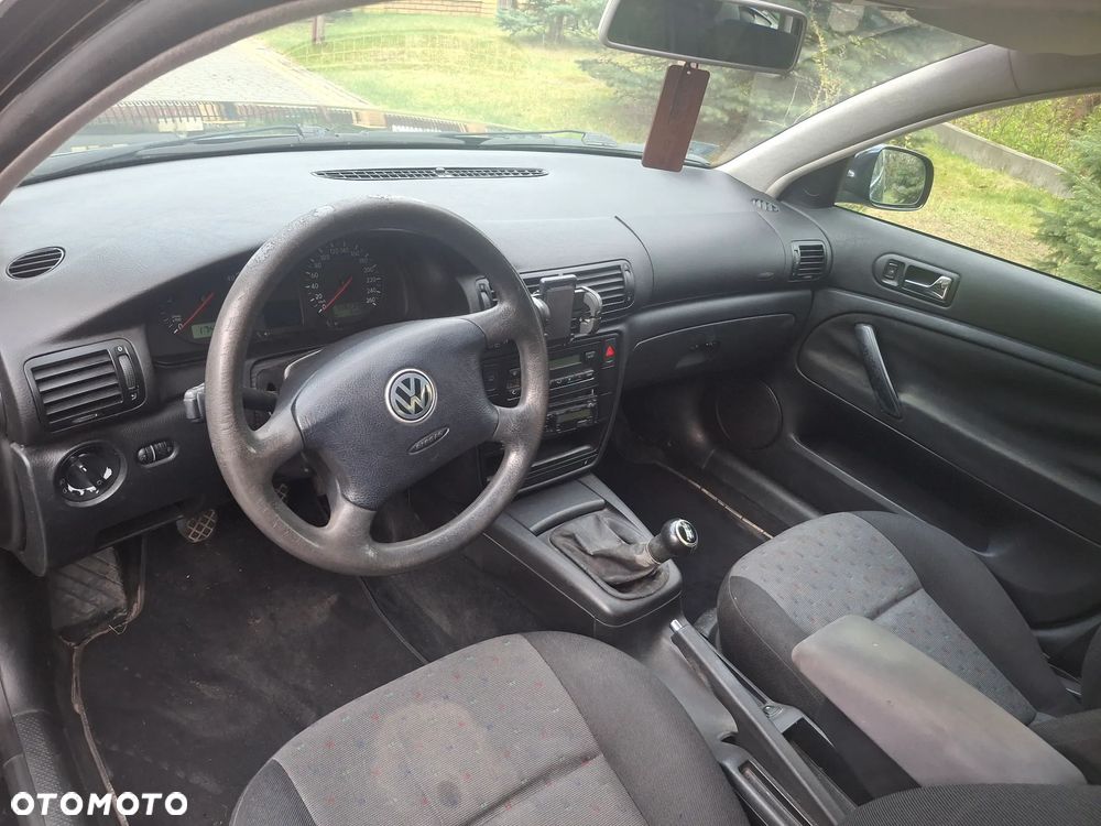 Volkswagen Passat 1.9 TDI CL - 5