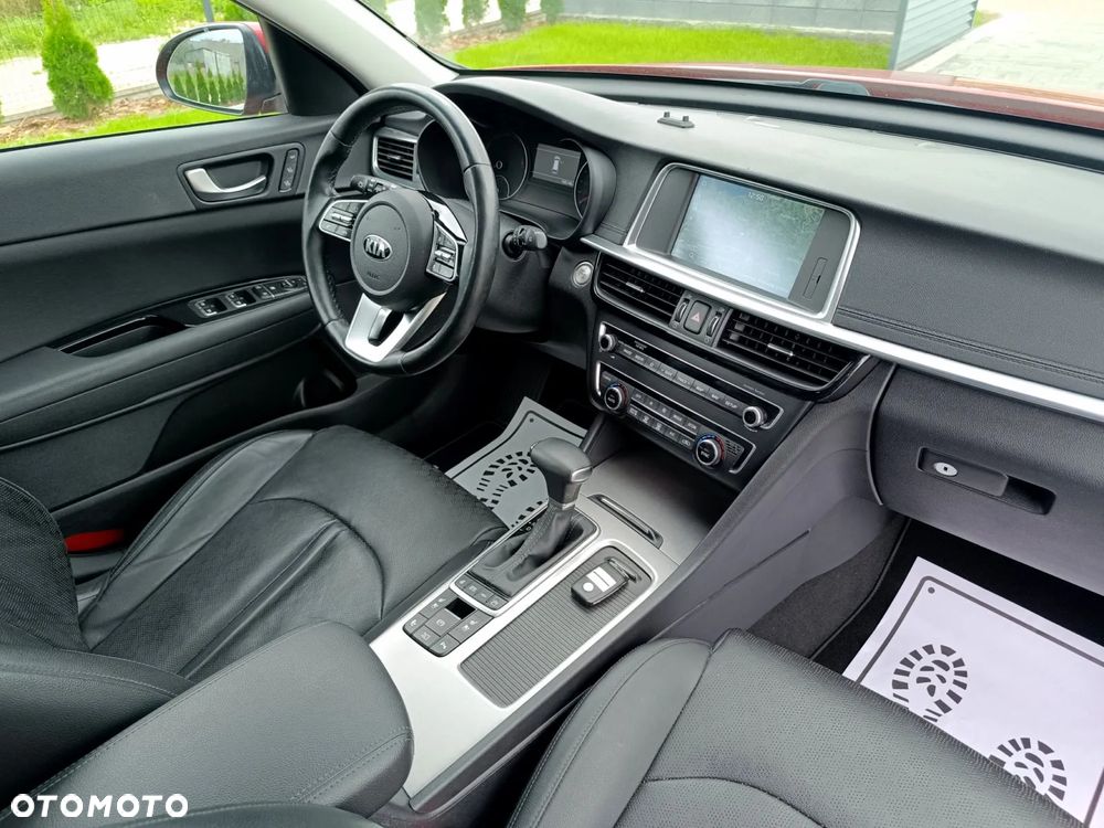 Kia Optima Plug-in Hybrid - 33
