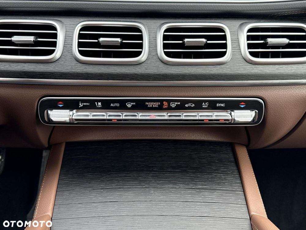 Mercedes-Benz GLE - 22