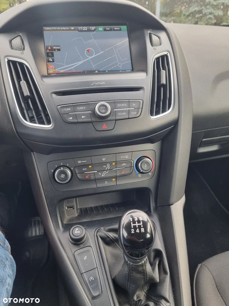 Ford Focus 1.0 EcoBoost 99g Titanium - 9