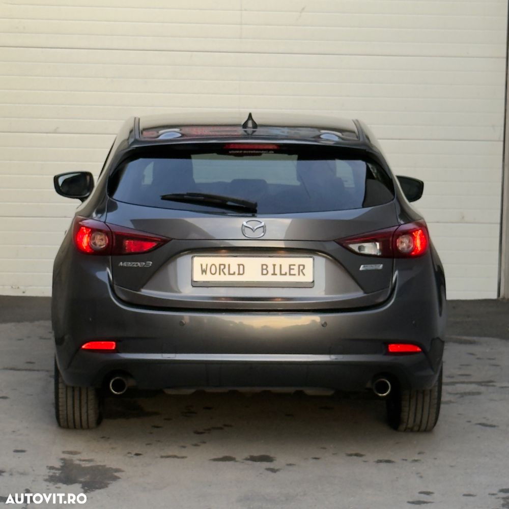 Mazda 3 - 7