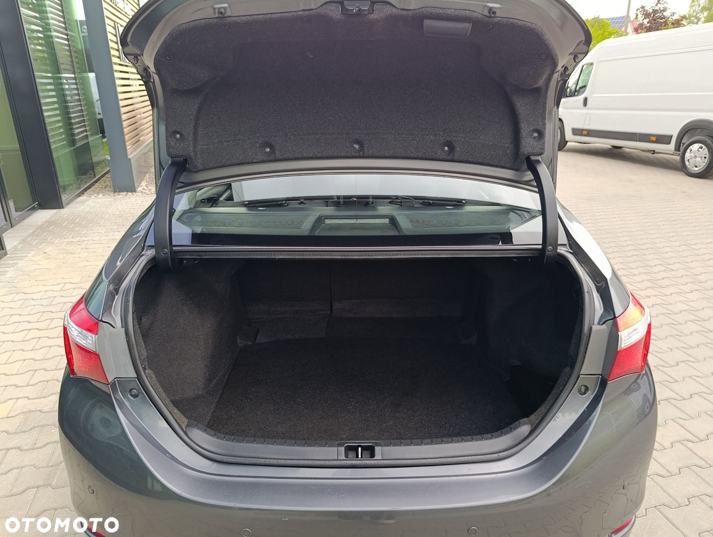Toyota Corolla 1.33 Active - 17