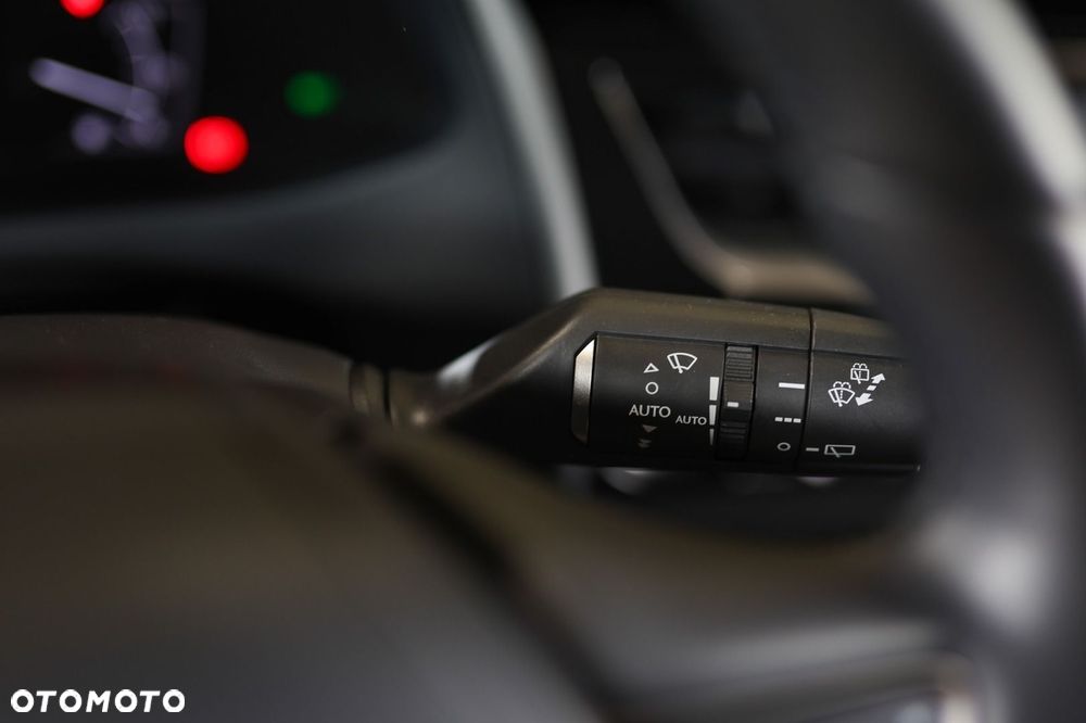 Lexus UX - 17