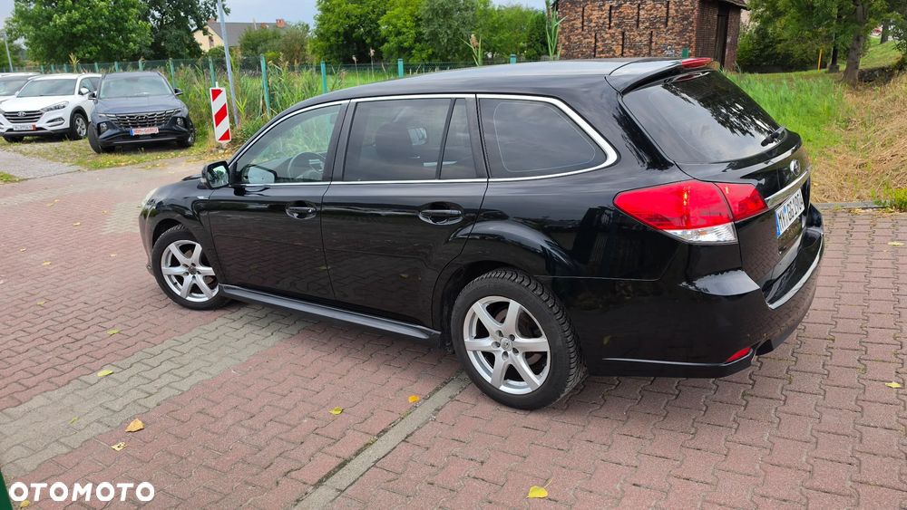 Subaru Legacy - 25