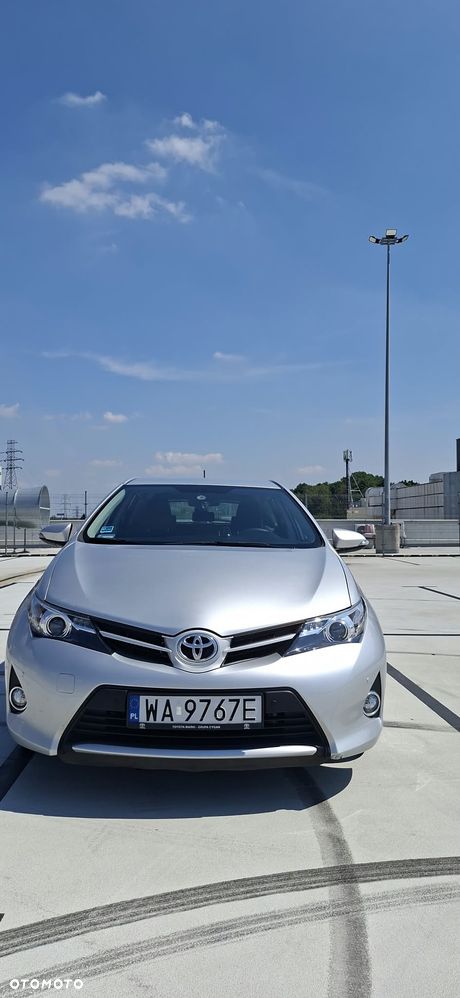 Toyota Auris 2014 photo 4