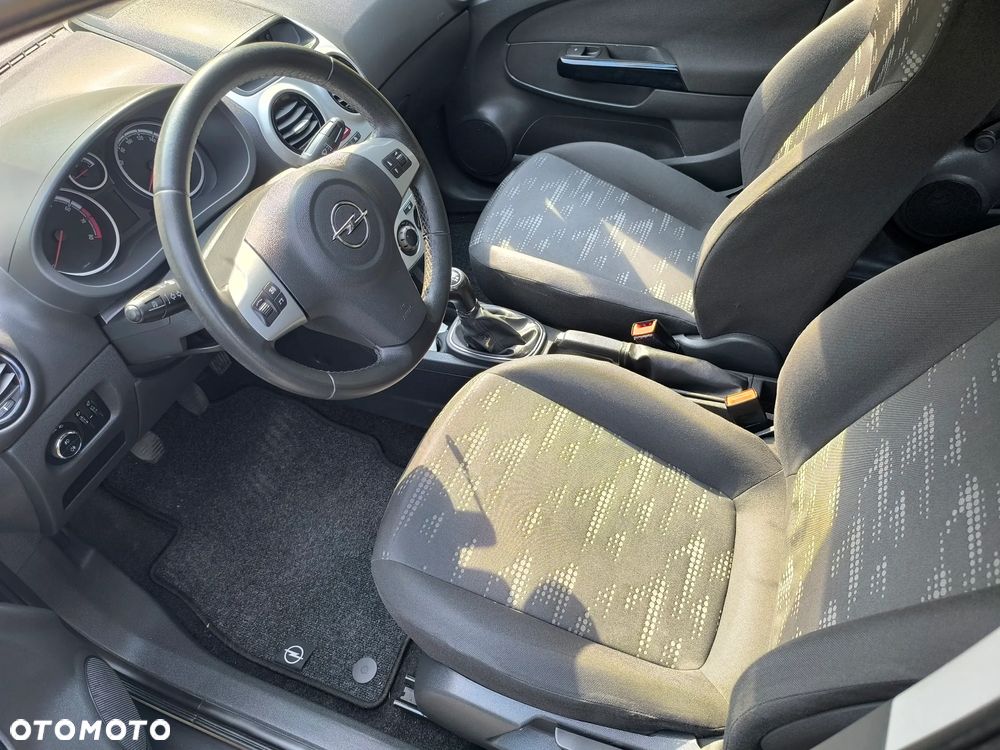 Opel Corsa 1.2 16V Enjoy - 5