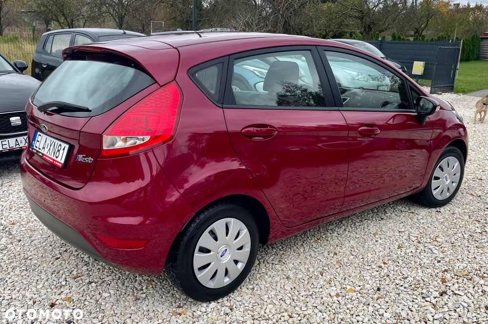 Ford Fiesta 1.25 Celebration - 18