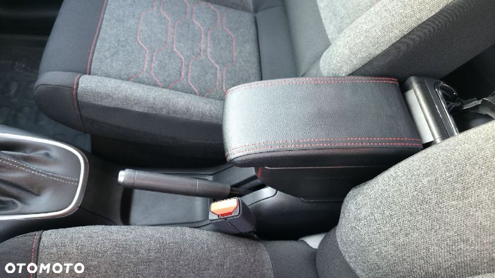 Citroën C3 1.2 PureTech GPF Shine S&S EAT6 - 7