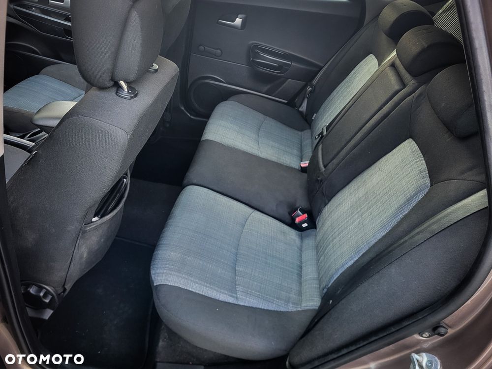 Kia Ceed Cee'd 1.6 Comfort + - 8