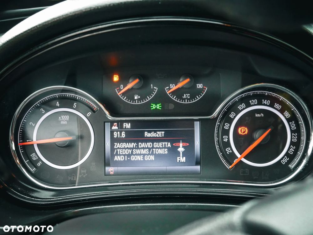 Opel Insignia 2.0 CDTI Cosmo ecoFLEX S&S - 22