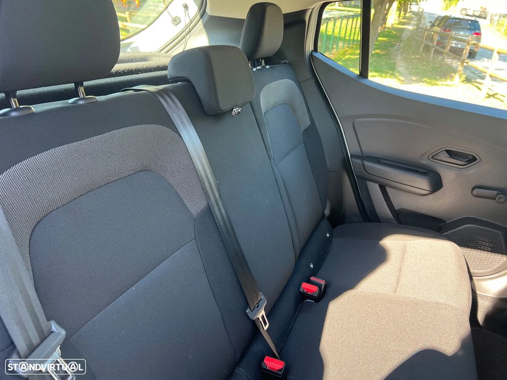 Dacia Sandero 1.0 SCe Essential - 9
