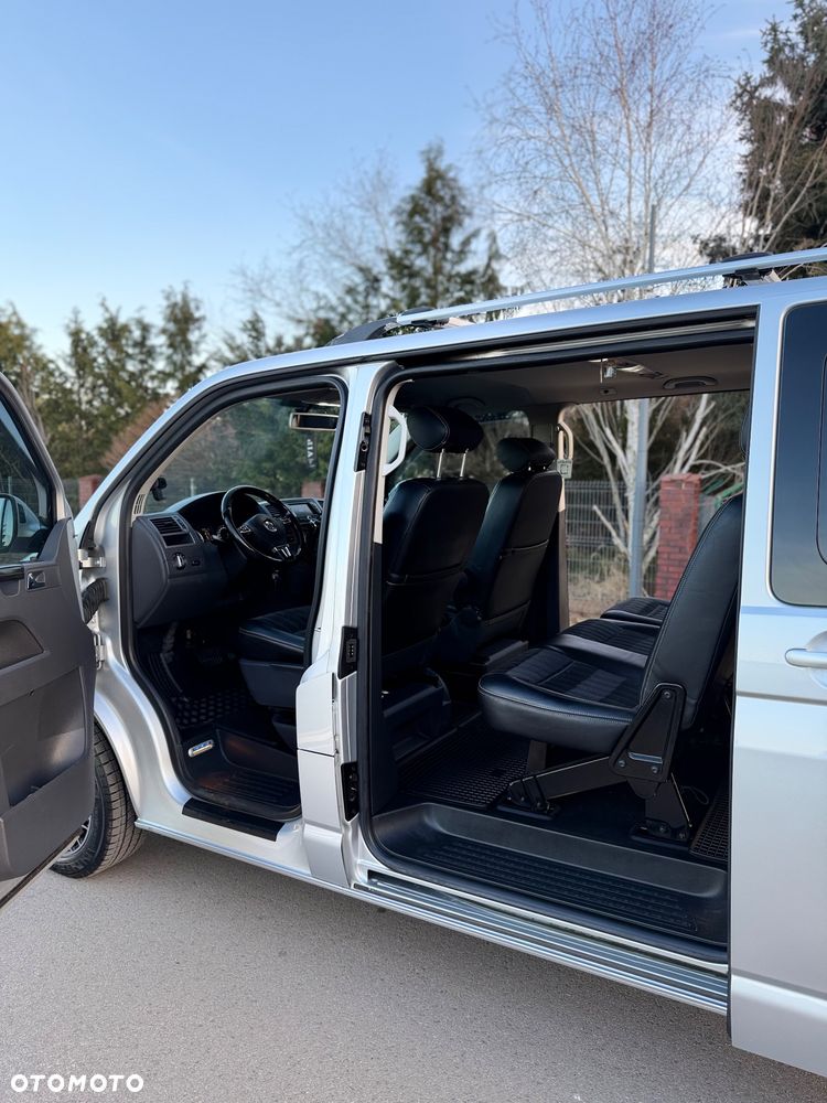 Volkswagen Caravelle - 12