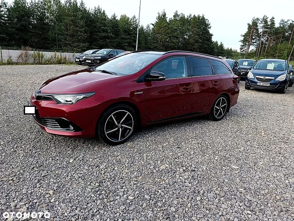 Toyota Auris Hybrid 135 Selection - 3