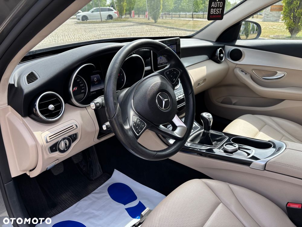 Mercedes-Benz Klasa C 180 (BlueTEC) d Exclusive - 24