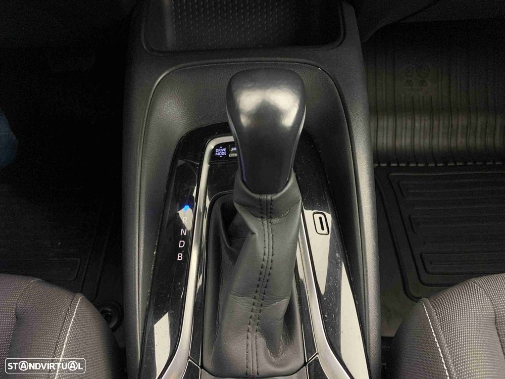 Toyota Corolla 1.8 Hybrid Comfort - 4