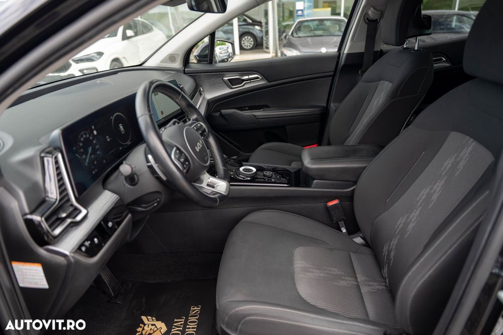 Kia Sportage 1.6 DSL MHEV 7DCT HP 4x2 Style - 13