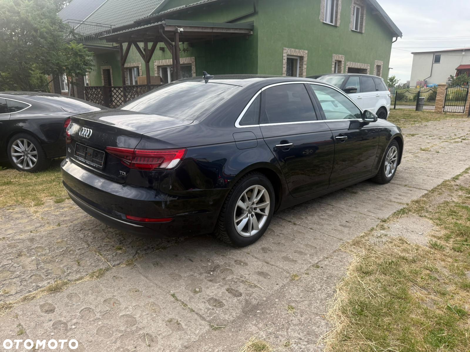 Audi A4 2.0 TDI Design - 4