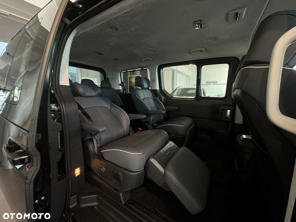Hyundai Staria - 10