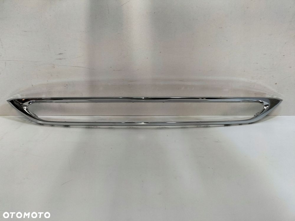 atrapa listwa zderzaka mercedes e klasa w214 22- - 1