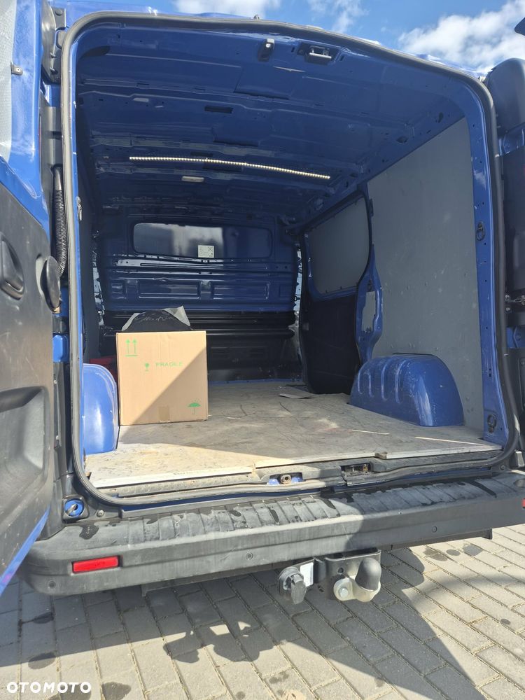 Opel vivaro - 3