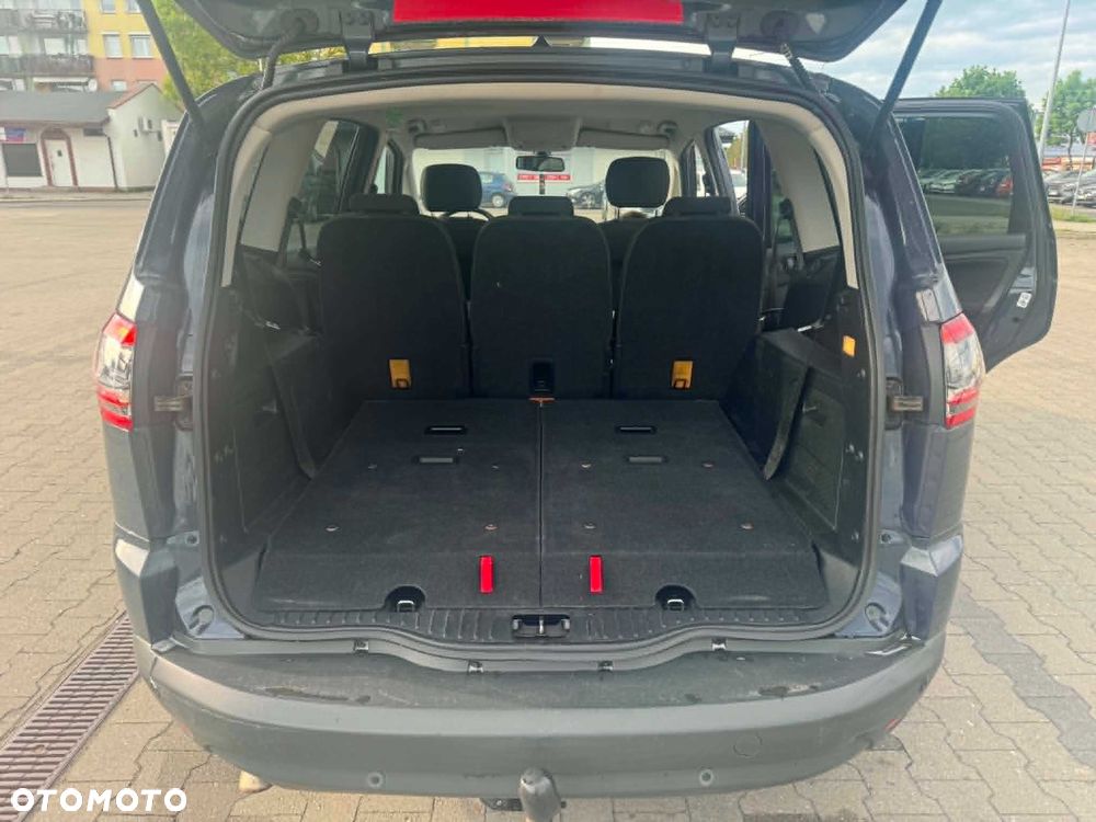 Ford S-Max - 7
