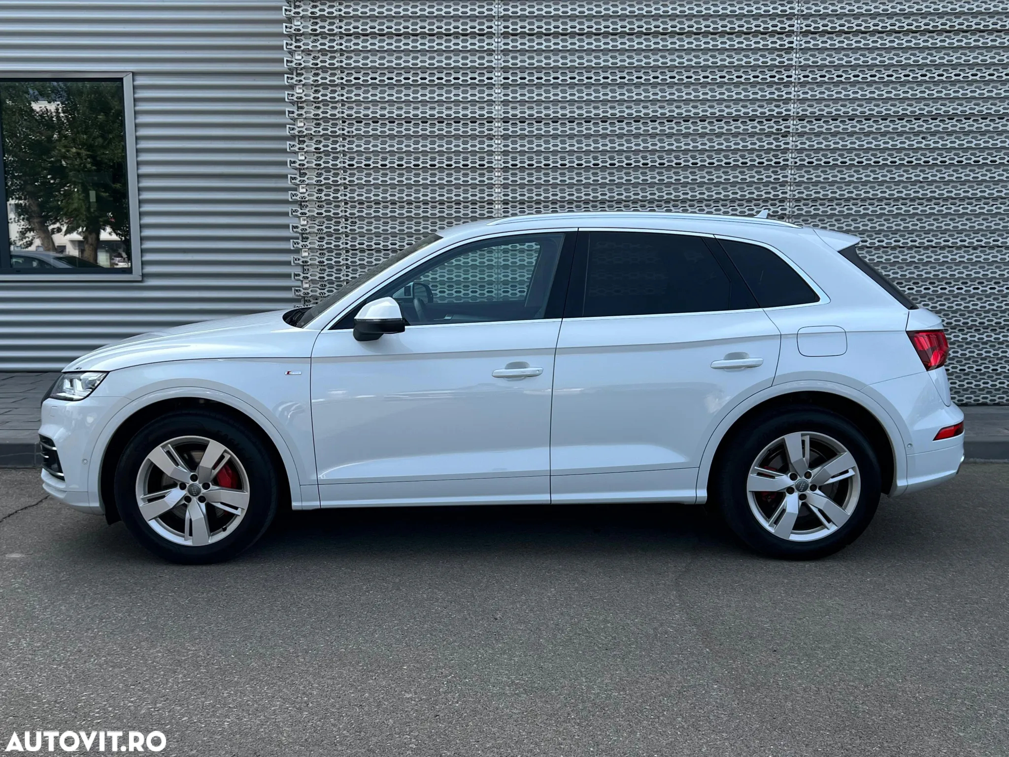 Audi Q5 55 TFSI e quattro S tronic - 6
