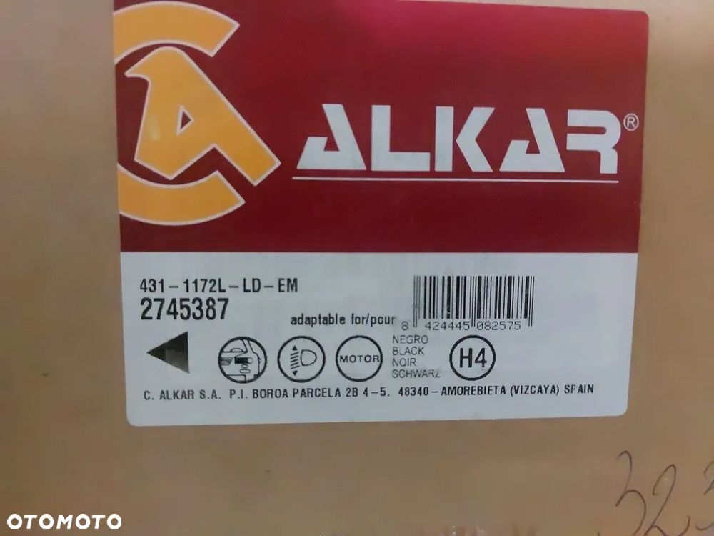 Reflektor lewy pasuje do Ford Fiesta - 2