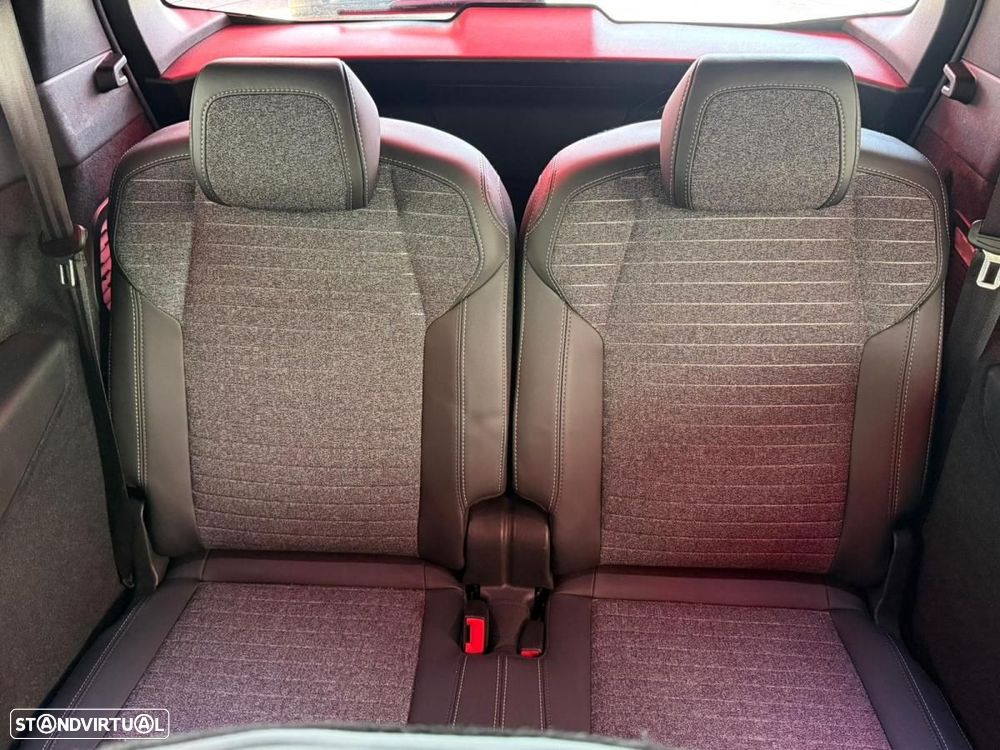 Peugeot 5008 - 9