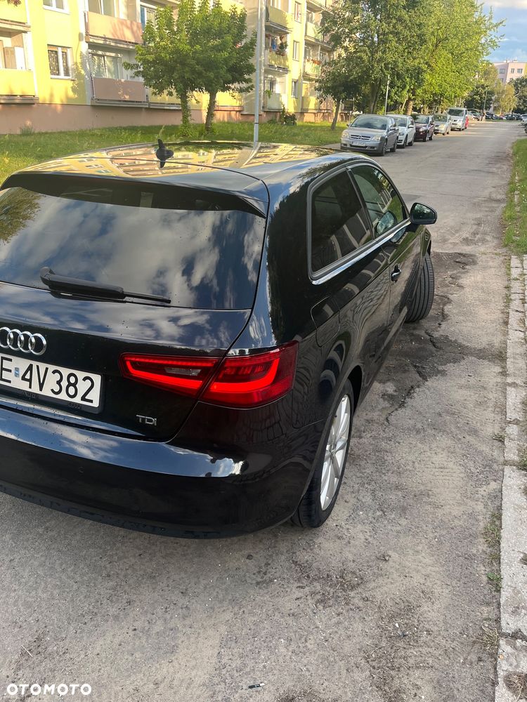 Audi A3 Sportback - 3