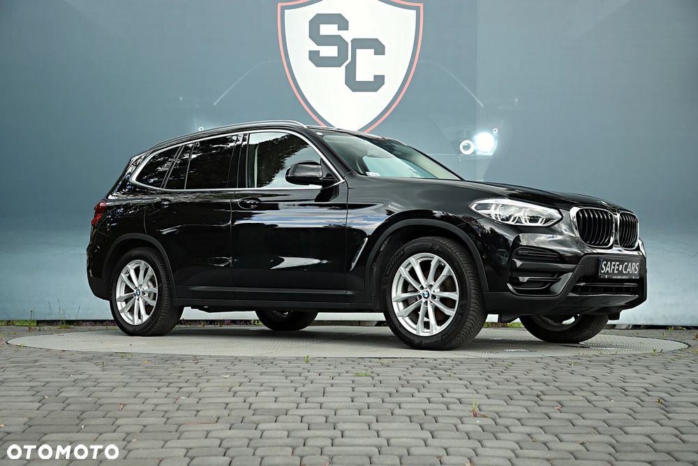BMW X3 xDrive20i GPF Advantage - 12