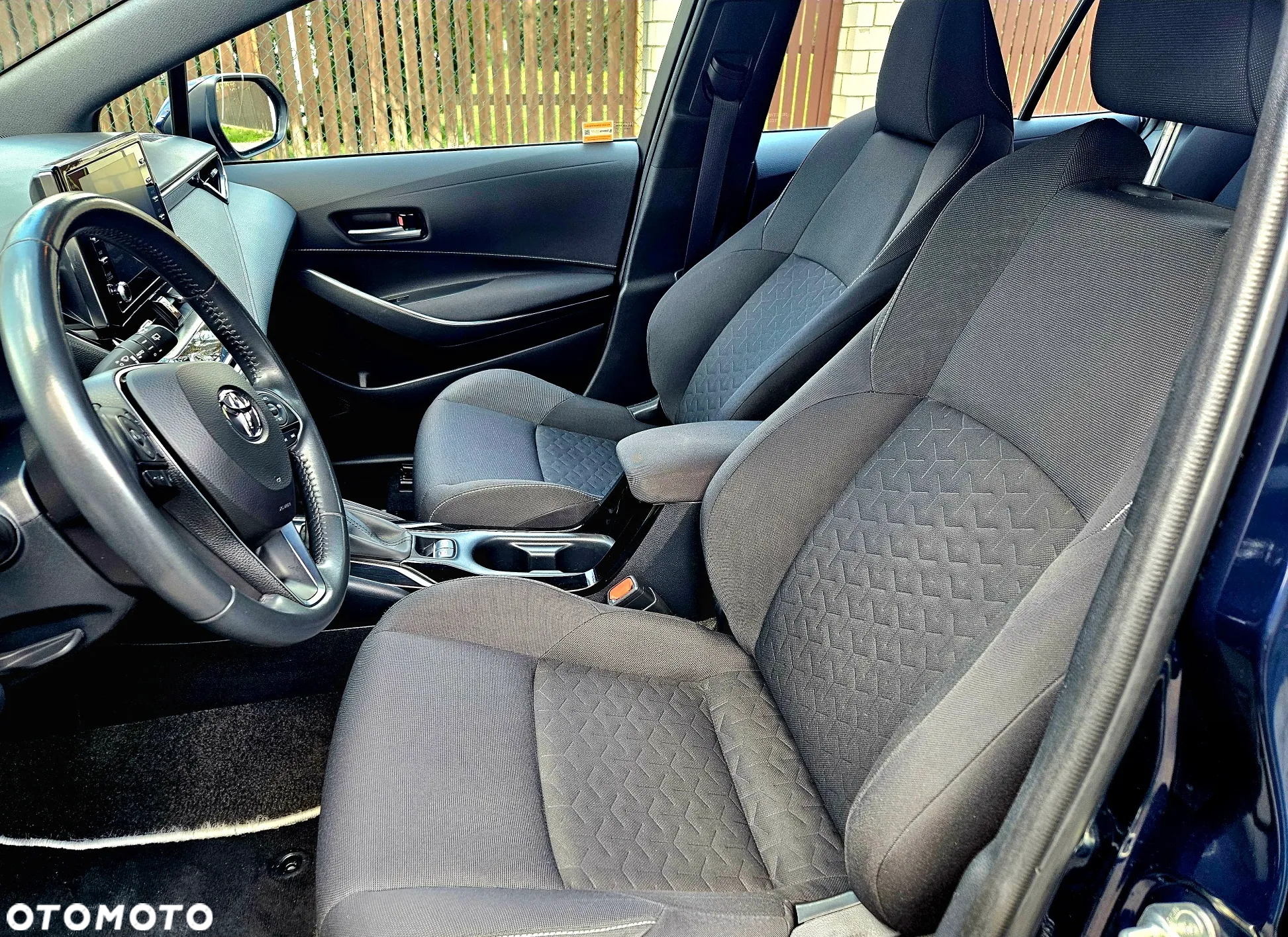Toyota Corolla 1.8 Hybrid Comfort - 8