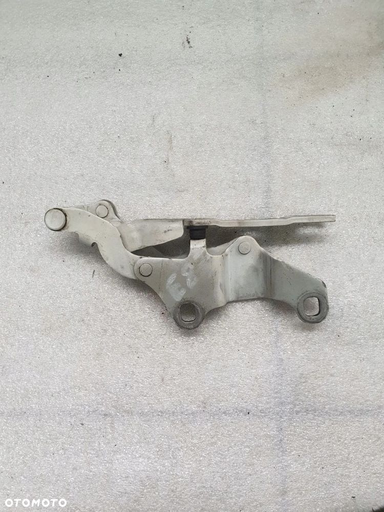 ZAWIAS MASKI PRAWY BMW 1 E81 E87 7060560 - 5
