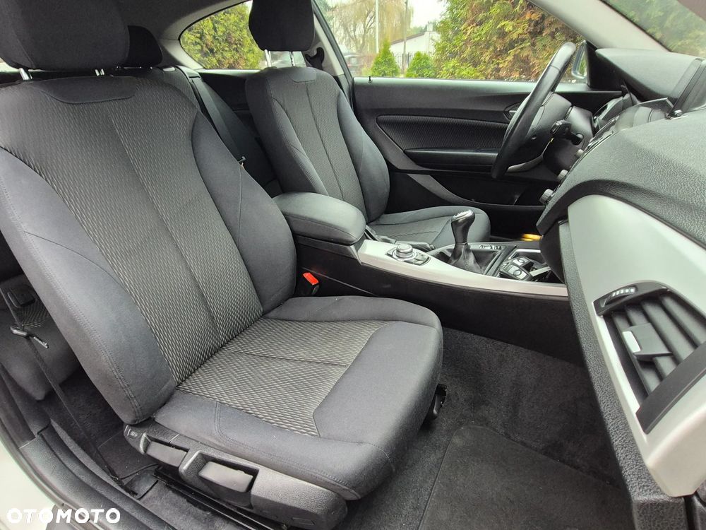 BMW Seria 1 118i Advantage - 32