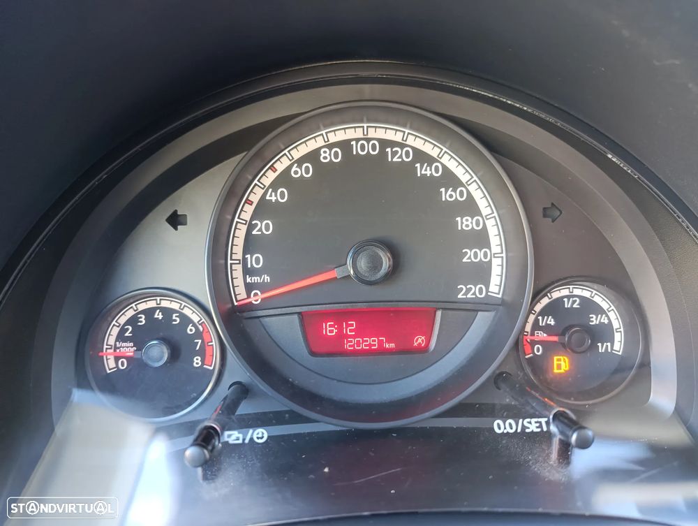 VW Up! 1.0 Move - 21