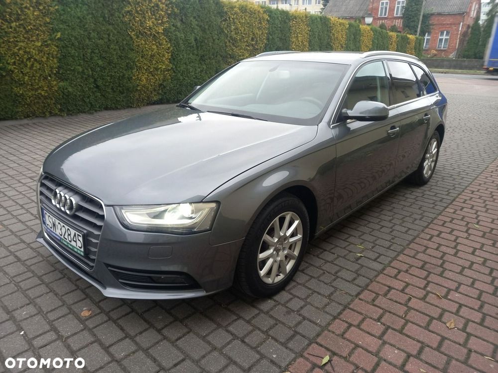 Audi A4 Avant - 10